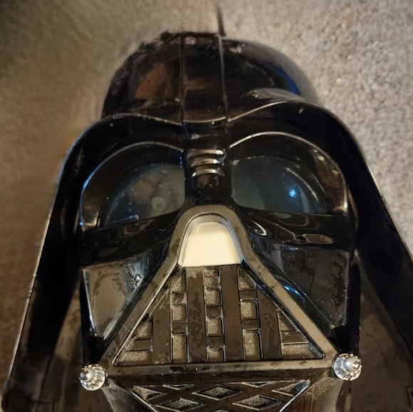 DARTH VADER VOICE CHANGING MASK - Picture 3 of 3